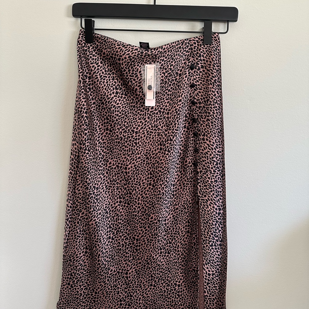 NWT Victoria's Secret Leopard Satin Midi Skirt